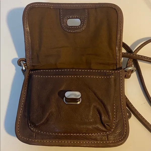 Fossil Brown Leather Crossbody Bag - Image 3