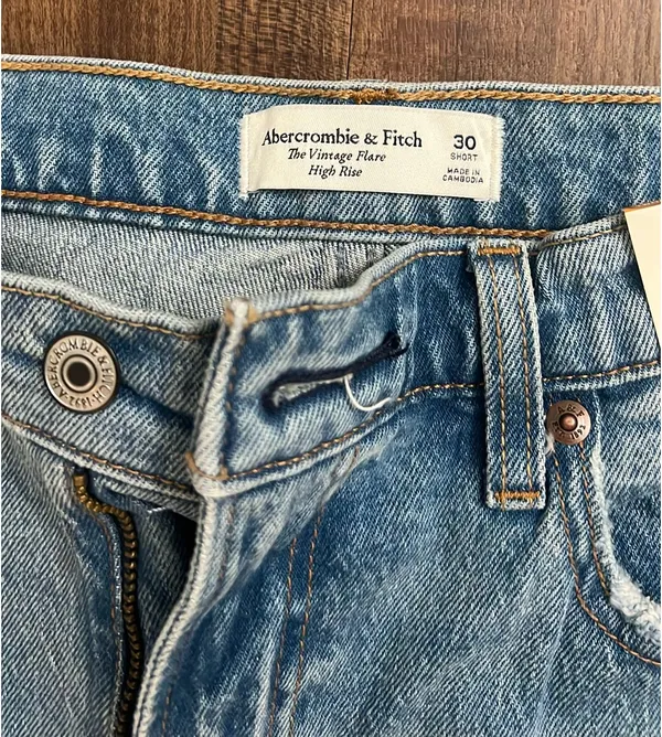 Abercrombie High-Rise Vintage Flare Jeans - Image 6