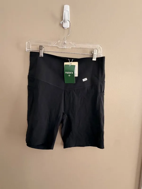 Halara L Womens High-Waisted Biker Black Shorts With Side Pockets Flat Tummy Eff - Image 2