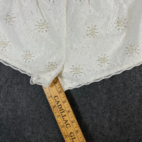 Abercrombie & Fitch White Floral Lace Beaded Pearl Shorts 1V1974 Womens L NEW - Image 5