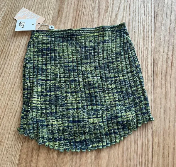 Tiger Mist Acrylic Sweater Skirt - Image 4