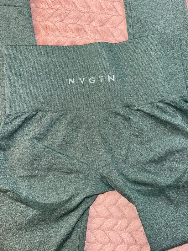 NVGTN Seamless Contour Leggings - Image 4
