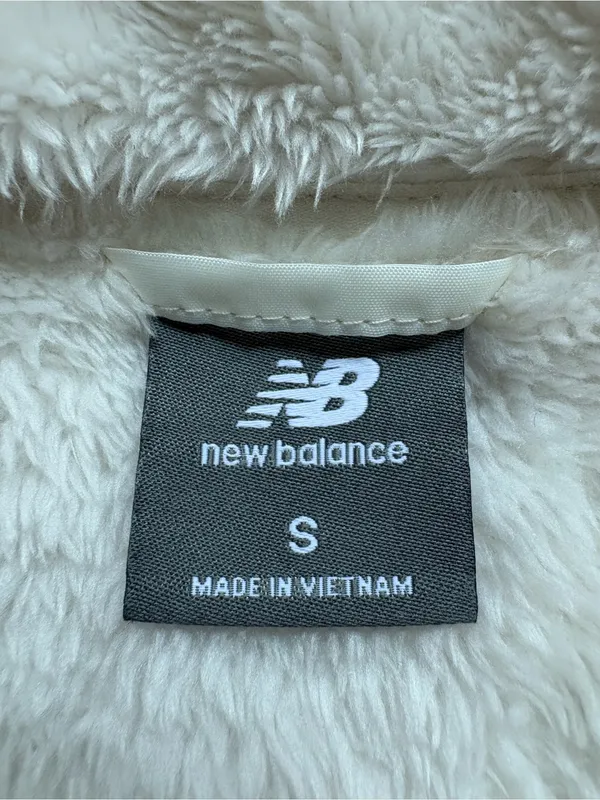 New Balance Women’s S Ivory Plush Teddy Fleece Full Zip Jacket Sherpa - Image 2