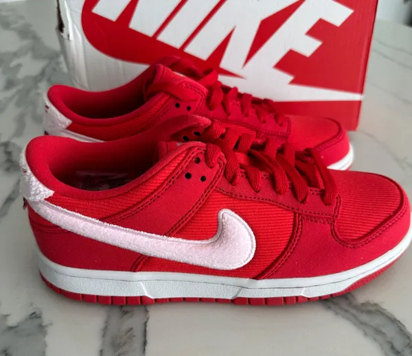 Nike Dunk Low Sneakers - Image 3