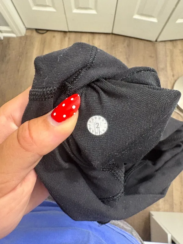 Black Lululemon Leggings - Image 4