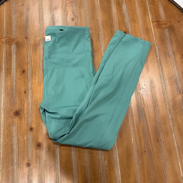 Vuori Stride 7/8 Leggings in Basil Women's Size Medium Athleisure Performance - Image 5
