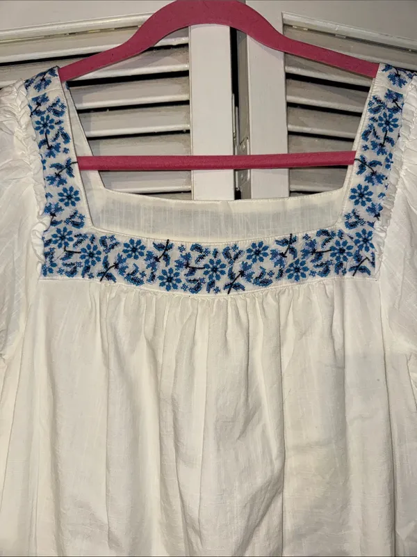Draper James White Tunic with Blue Floral Embroidery - Image 2