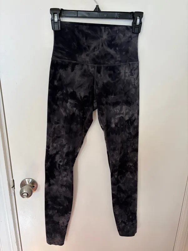 Lululemon Align Leggings Diamond Dye Pitch Grey High Rise 29” inseam size 4 - Image 2