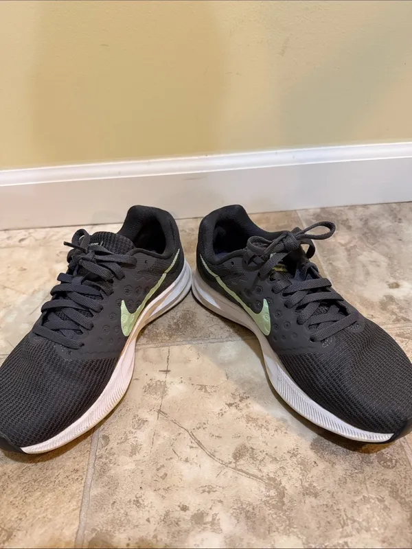 Women’s Nike Downshifter 7 Stealth Grey with Mint Running Shoes - Image 3