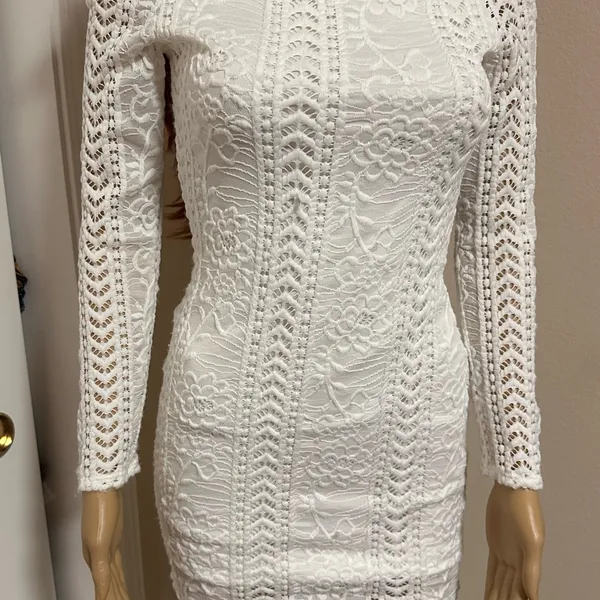 Windsor Elegant White Lace Off-Shoulder Dress - Image 3