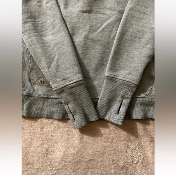 Lululemon Women’s Asymmetrical‎ Scuba Full Zip Jacket Gray Size 4 - Image 5