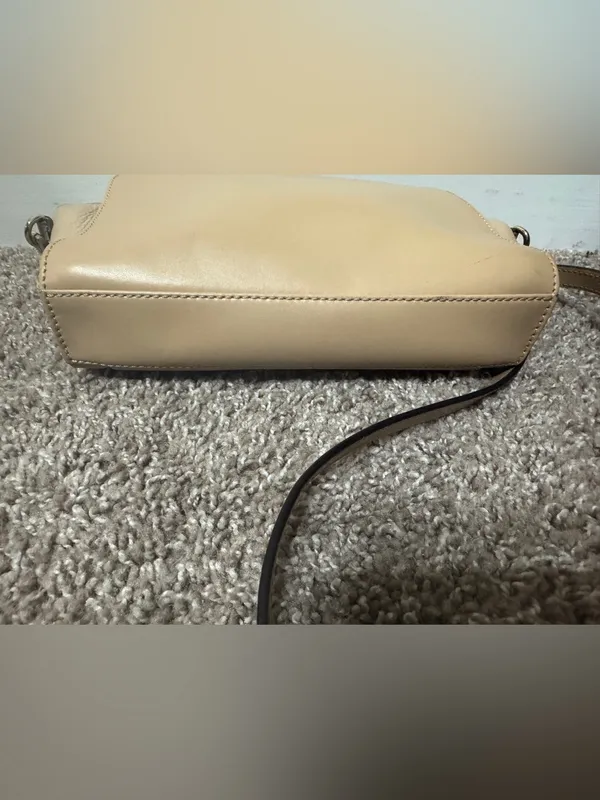 kate spade Tan Leather Crossbody with Black Zip Accents - Image 7