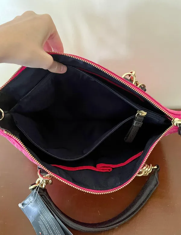 Tommy Hilfiger Shoulder Bag - Image 8