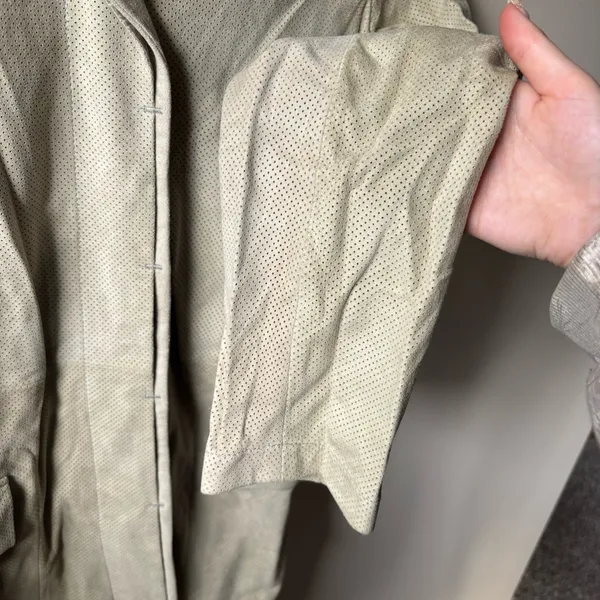 MaxMara Light Beige Trench Coat - Image 2