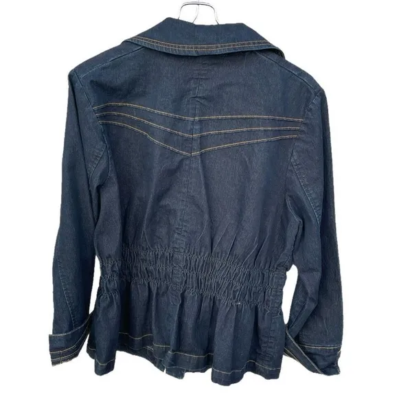 Joan Rivers size M dark wash rushed waist shoulders denim jacket. - Image 2