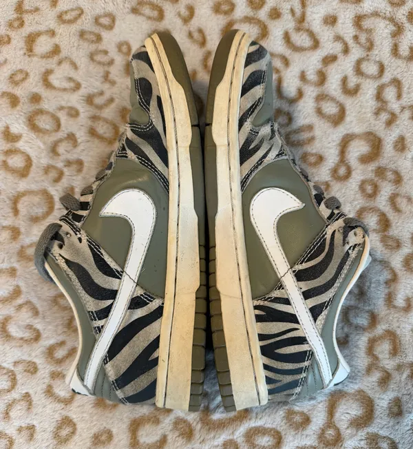 Nike Dunk Low Pro Daktari 2003 Olive Men's Zebra Size: 6 - Image 5