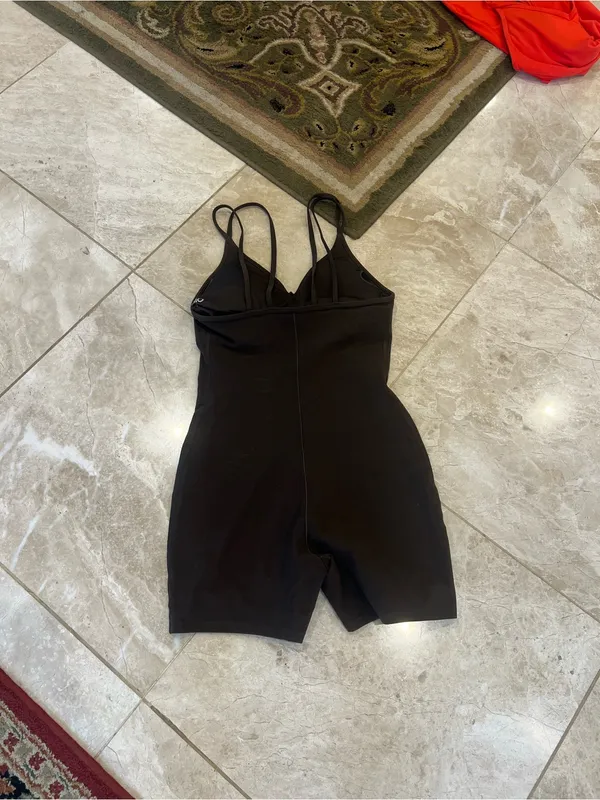 Alo Yoga Onesie Size Small - Image 2