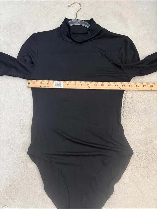 Mangopop Black Long Sleeve Mock Neck Turtleneck Bodysuit Size Medium - Image 6