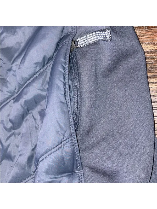 Athleta Rock Ridge‎ PrimaLoft Quilted Puffer Vest Gray Size XS EUC - Image 6