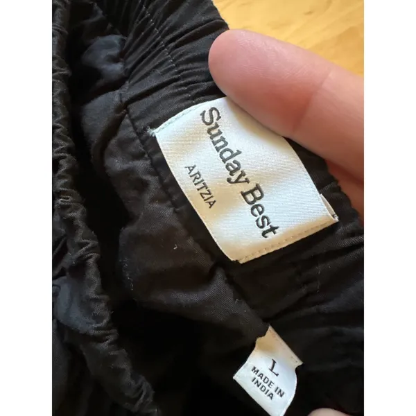 ARITZIA SUNDAY BEST Bubbly‎ Poplin Mini Skirt Size Large Black - Image 3