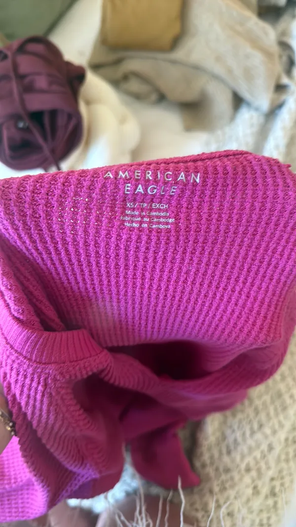 American Eagle Pink Long Sleeve Top - Image 4
