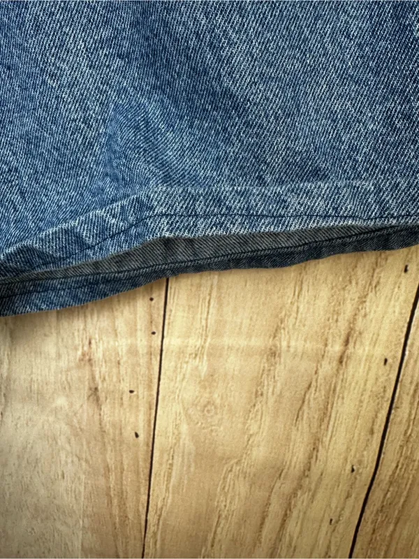 Women’s Levi's 900 Series Vintage High-Waist Blue Denim Shorts - Image 7