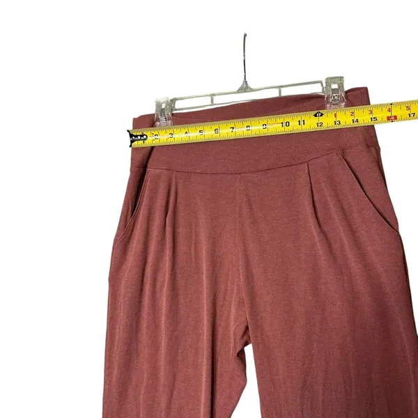 Vuori At Ease Pants Women's Sz Med Rosewood Ribbed Modal Athleisure Lounge Yoga - Image 5