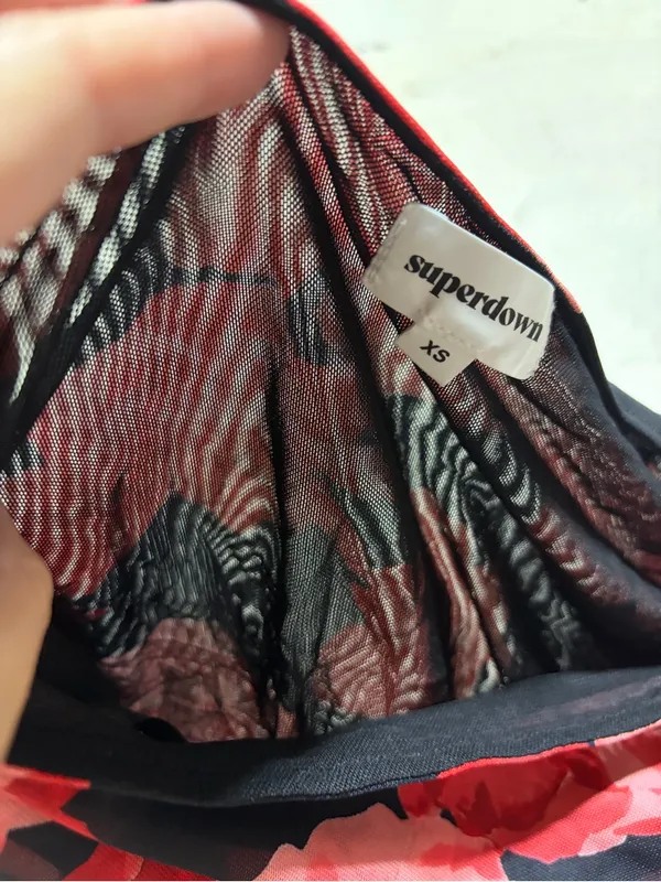 superdown Electra Mini Skirt Rose Print XS - Image 5