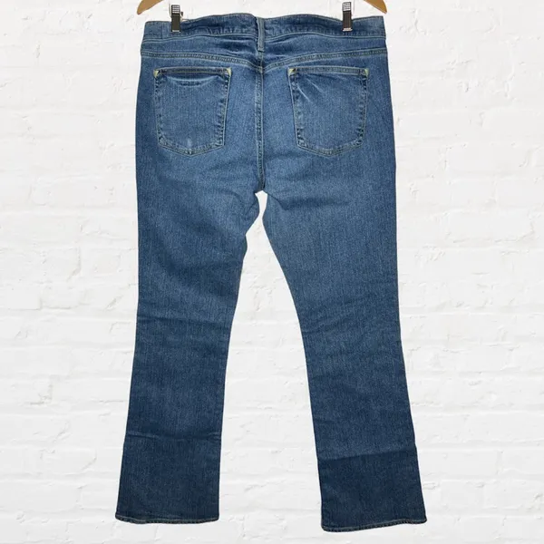 Old Navy Denim Stretch Ultra Low Waist bootcut Jeans Size 14 long - Image 2