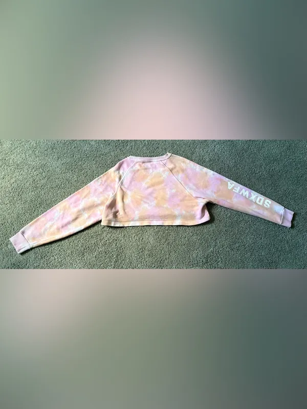 Sarah’s Day X White Fox Active Tie Dye Cropped Long Sleeve Sweatshirt Size M - Image 9