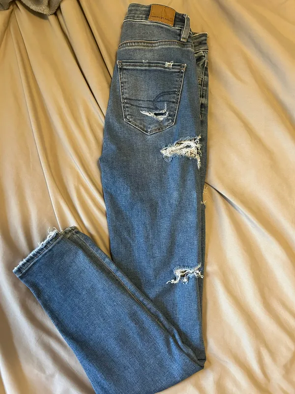 Outfitters Jeans - Image 6
