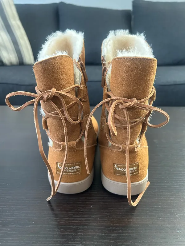 Koolaburra by Ugg Shazi short boot color chestnut - Image 4