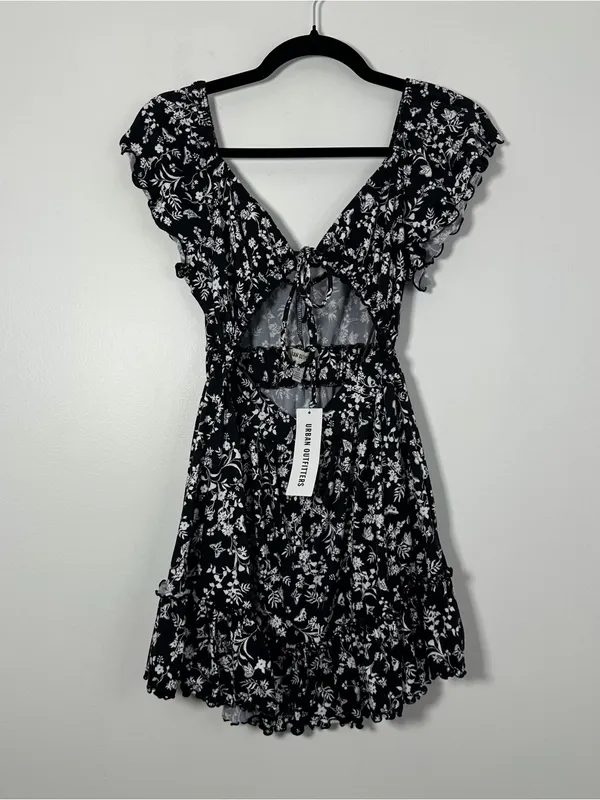 Urban Outfitters UO Rianna Floral Ruffle Mini Dress Black White XS NWT - Image 2