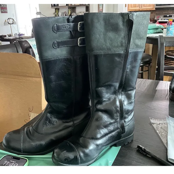 Title: UGG Barolo Tall Black Leather Shearling-Lined Moto Boots Women's 9.5 - Image 2