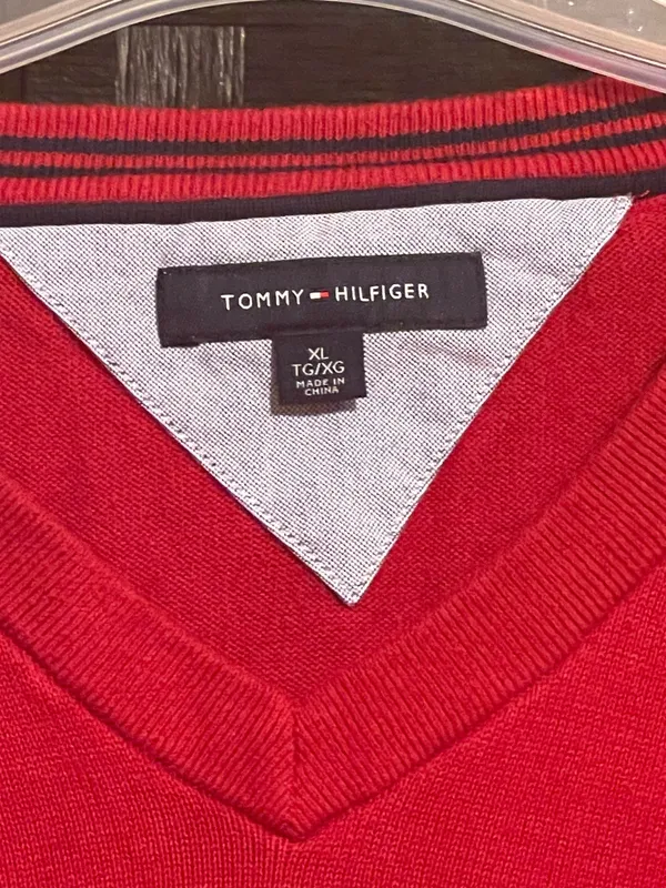 Vtg TOMMY HILFIGER LONG SLEEVE RED SWEATER SHIRT XL Vneck - Image 4
