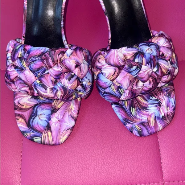SHEIN Graphic Weave Heeled Mule Sandals - Image 3