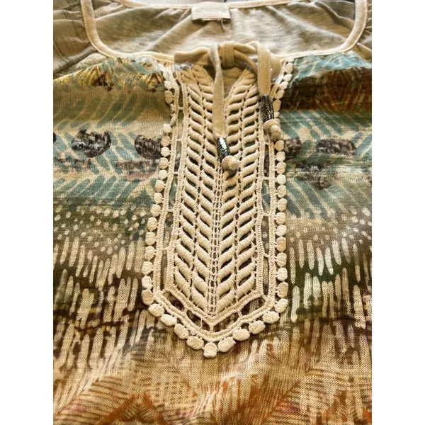 Chicos Lace Crochet Front‎ Top Size 2 Tropical All Over Print 3/4 Sleeve - Image 3