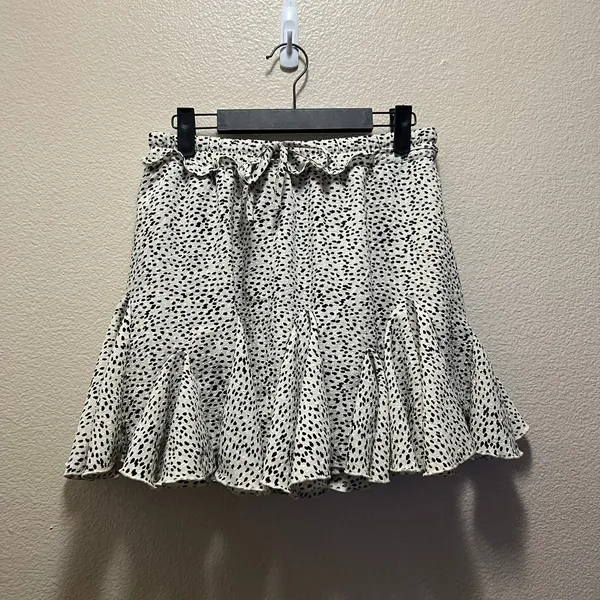 Miou Muse Skort Polka Dot White MMSK376 Elastic Waist Ruffle Size Medium - Image 2