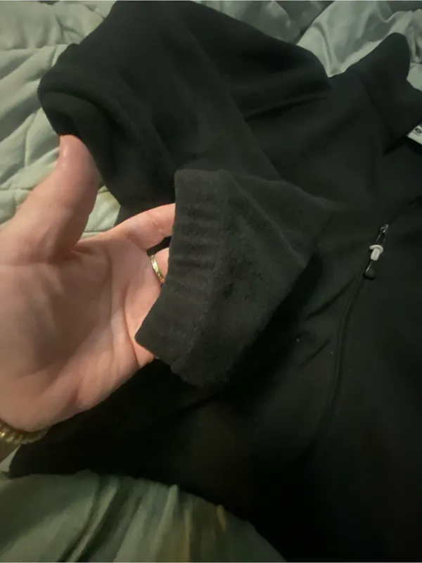 Columbia Black Fleece Jacket with White Logo Tag - Image 4