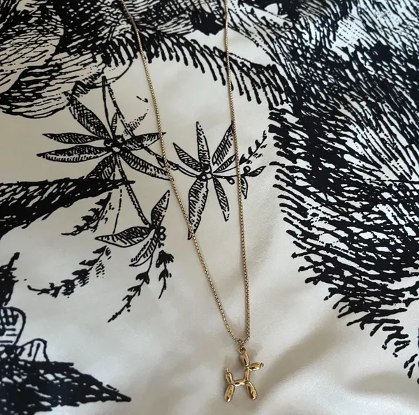 gold balloon dog necklace - Image 2