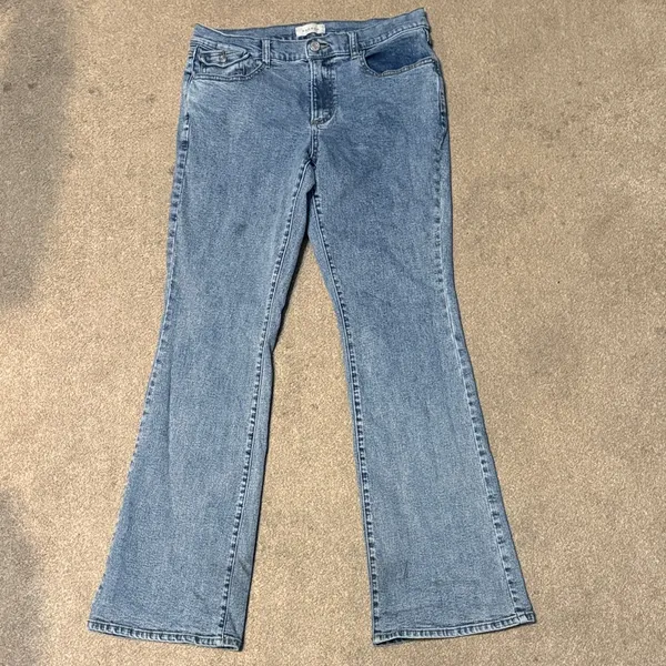 Pacsun Light Wash Y2K Low Rise Bootcut Jeans Size 29 - Image 2