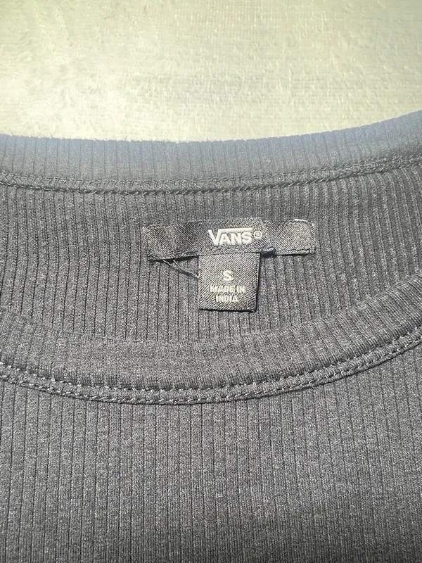 Vans Black Ribbed Crewneck Tee with Logo Patch - Image 2