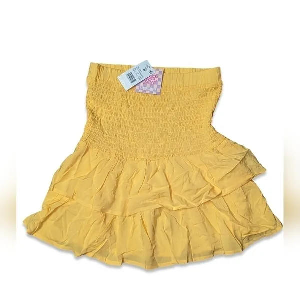 Ascot And Hart Ruch Ruffle Skirt Or Top! Summer Is Coming - Image 2