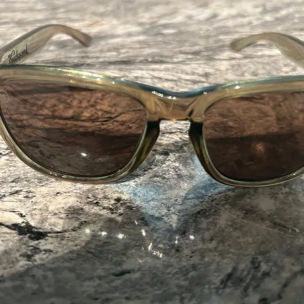 Knock around Stylish Green Sunglasses Brown - Image 3