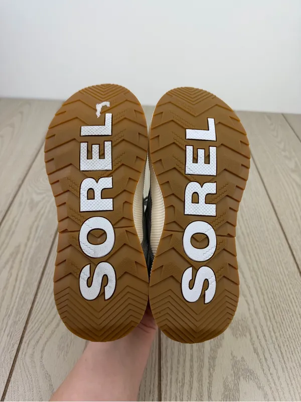 Sorel Women's Out N About III Waterproof Low-Top Sneaker US8 Moonstone Dove $110 - Image 7