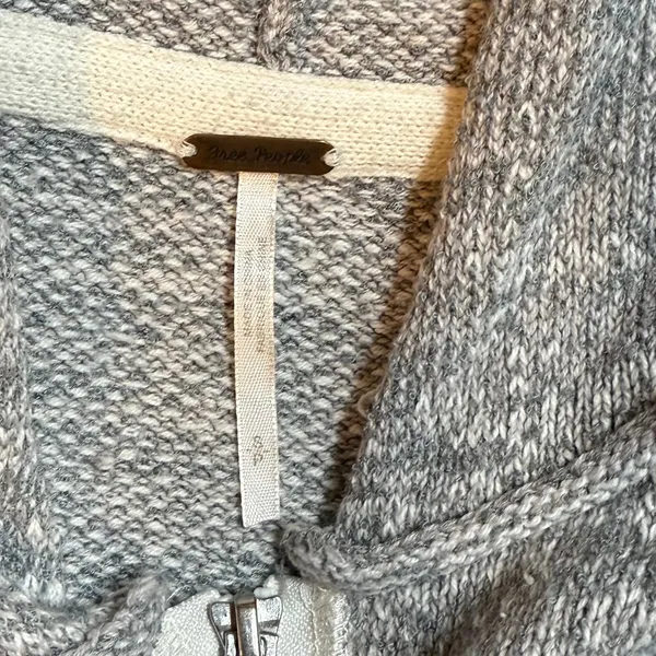 Free People In Bloom Women’s Small Oversized Gray Knit Zip Sweatshirt Hoodie - Image 7
