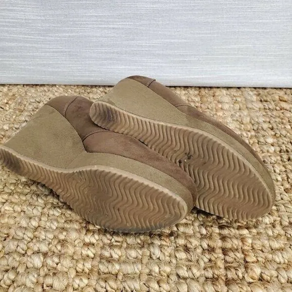 X Appeal Merrit Womens Bootie Size 7 Tan Suede Almond Toe Lace Up Wedge - Image 3