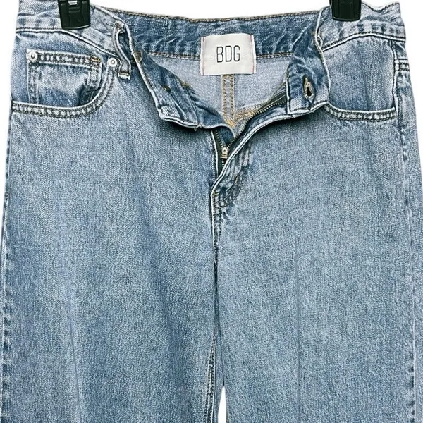 UO BDG Women’s A-Wide Lightwash Wide Leg Denim Jeans - Image 5