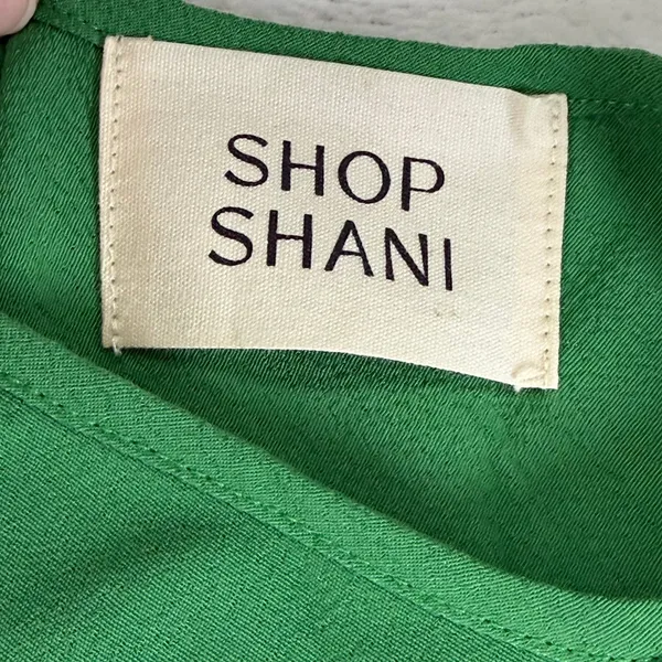 Shop Shani Green Maxi Dress V-Neck Adjustable Spaghetti Straps‎ Solid Crepe S - Image 2