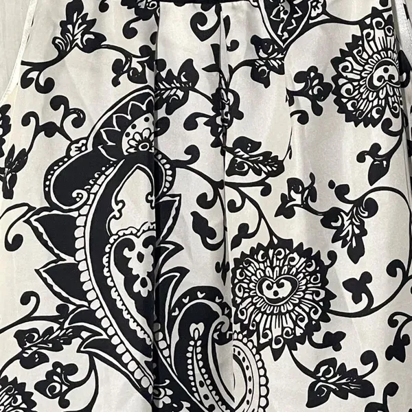 White House Black Market Silk Paisley Sheath Dress Black White Size 4 - Image 4